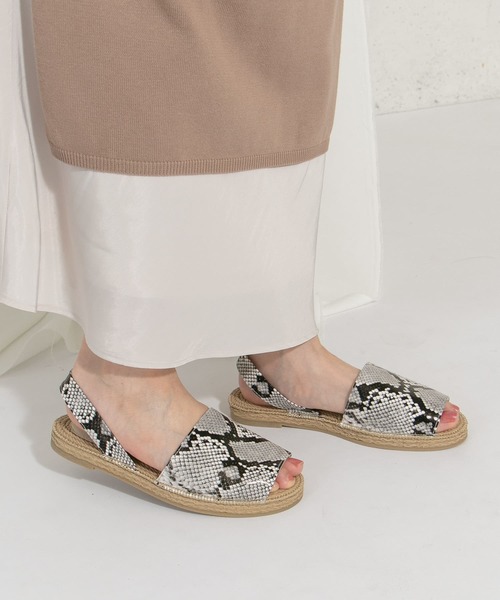 RODE SKO（ロデスコ）の「LIISI セパレートジュート風サンダル∴（サンダル・レディース・ブラック/ベージュ/アニマル・38/37）」の12枚目の写真