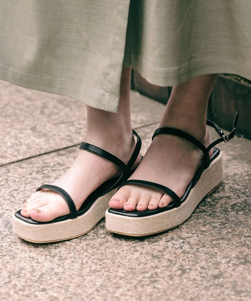 Andemiu（アンデミュウ）の「プラットフォームサンダル939463（サンダル・レディース・ブラック/ライトグリーン/アイボリー・SMALL/MEDIUM/LARGE）」の2枚目の写真
