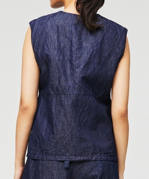 mizuiroind（ミズイロインド）の「mizuiro ind デニムベスト（ベスト・レディース・ネイビー/ブラック・FREE）」の11枚目の写真