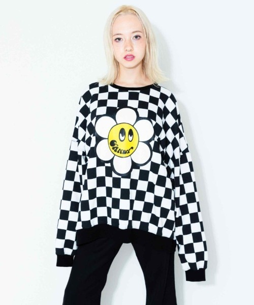 Candy Stripper（キャンディストリッパー）の「MY SUNNY CANDY スウェット（スウェット・レディース・ホワイト×ブラック/ブルー/カーキ・2）」の6枚目の写真