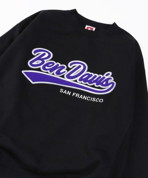 BEN DAVIS(ベンデイビス)の「【BEN DAVIS(ベンデイビス)】≪NAVAL別注≫ STADIUM LOGO WAPPEN CREW NECK SWEAT / スタジアム ロゴ ワッペン クルーネック スウェット(スウェット・メンズ・オレンジ系その他2/ネイビー/ブラック/オフホワイト/グリーン系その他/ロイヤルブルー・MEDIUM/LARGE/X-LARGE)」の7枚目の写真