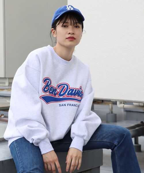 BEN DAVIS(ベンデイビス)の「【BEN DAVIS(ベンデイビス)】≪NAVAL別注≫ STADIUM LOGO WAPPEN CREW NECK SWEAT / スタジアム ロゴ ワッペン クルーネック スウェット(スウェット・メンズ・オレンジ系その他2/ネイビー/ブラック/オフホワイト/グリーン系その他/ロイヤルブルー・MEDIUM/LARGE/X-LARGE)」の21枚目の写真