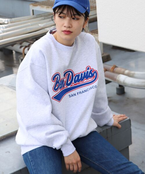 BEN DAVIS(ベンデイビス)の「【BEN DAVIS(ベンデイビス)】≪NAVAL別注≫ STADIUM LOGO WAPPEN CREW NECK SWEAT / スタジアム ロゴ ワッペン クルーネック スウェット(スウェット・メンズ・オレンジ系その他2/ネイビー/ブラック/オフホワイト/グリーン系その他/ロイヤルブルー・MEDIUM/LARGE/X-LARGE)」の22枚目の写真