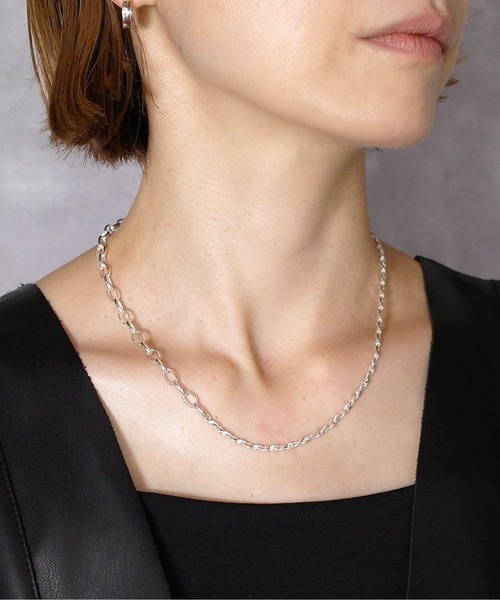 ISOLATION（アイソレーション）の「【ISOLATION / アイソレーション】silver925 Wrap Pierce 12.3mm/ シルバー925 ラップピアス（ピアス（片耳用）・レディース・シルバー・FREE）」の4枚目の写真