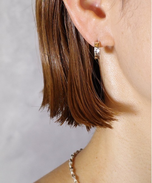 ISOLATION（アイソレーション）の「【ISOLATION / アイソレーション】silver925 Wrap Pierce 12.3mm/ シルバー925 ラップピアス（ピアス（片耳用）・レディース・シルバー・FREE）」の7枚目の写真