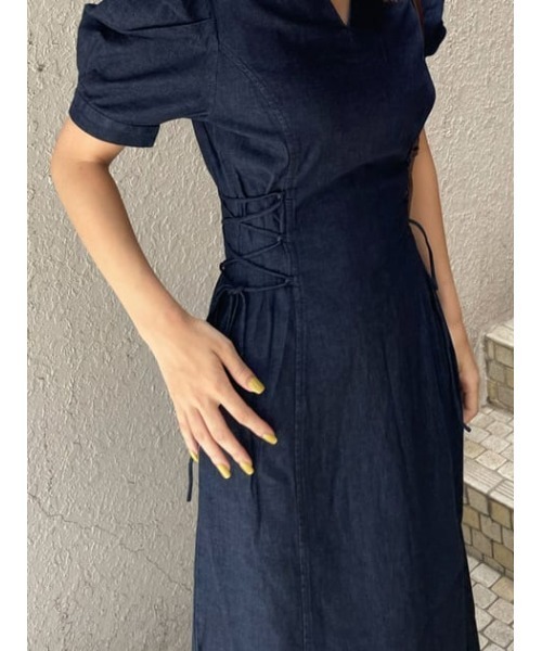 MOUSSY(マウジー)の「SIDE LACE UP ドレス(ワンピース・レディース・オレンジ/ライトブラック/ブルー・2/1)」の9枚目の写真