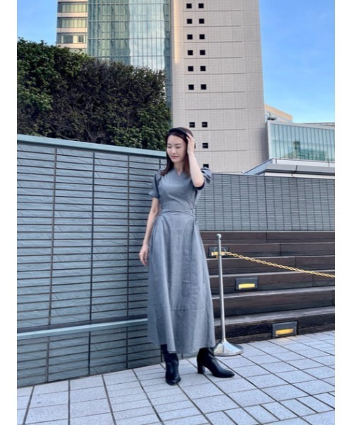 MOUSSY(マウジー)の「SIDE LACE UP ドレス(ワンピース・レディース・オレンジ/ライトブラック/ブルー・2/1)」の14枚目の写真
