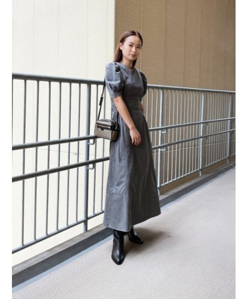 MOUSSY(マウジー)の「SIDE LACE UP ドレス(ワンピース・レディース・オレンジ/ライトブラック/ブルー・2/1)」の18枚目の写真