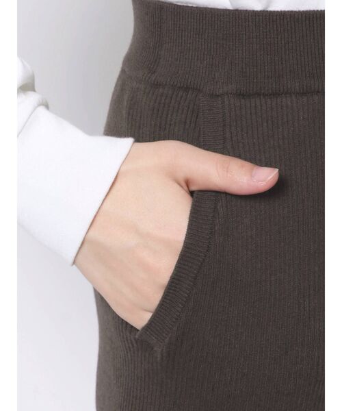 Ungrid（アングリッド）の「リブニットパンツ（その他パンツ・レディース・アイボリー/ブラック/ブラウン・FREE）」の18枚目の写真