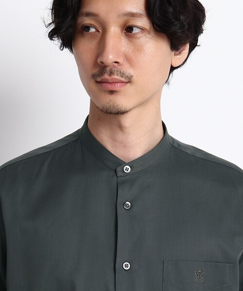 TAKEO KIKUCHI（タケオキクチ）の「◆ワンポイント 刺繍 バンドカラー シャツ（シャツ/ブラウス・メンズ・チャコールグレー/ブラウン系その他/ライトブルー・02/03）」の5枚目の写真