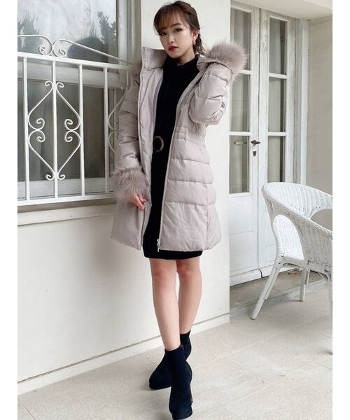 RESEXXY（リゼクシー）の「フード付ダウンコート（ダウンジャケット/コート・レディース・ホワイト/ブラック/ベージュ・SMALL/MEDIUM）」の16枚目の写真