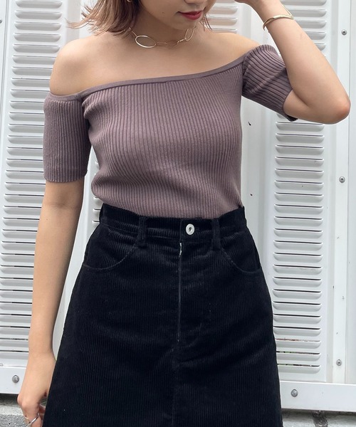 SPIRALGIRL（スパイラルガール）の「オフショルダーリブニット（ニット/セーター・レディース・ブラック/モカ・FREE）」の13枚目の写真