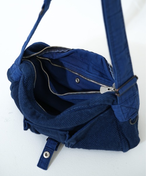 PORTER CLASSIC(ポータークラシック)の「【Porter Classic / ポータークラシック】 KENDO SHOULDER BAG M(ショルダーバッグ・メンズ・ブルー・FREE)」の5枚目の写真