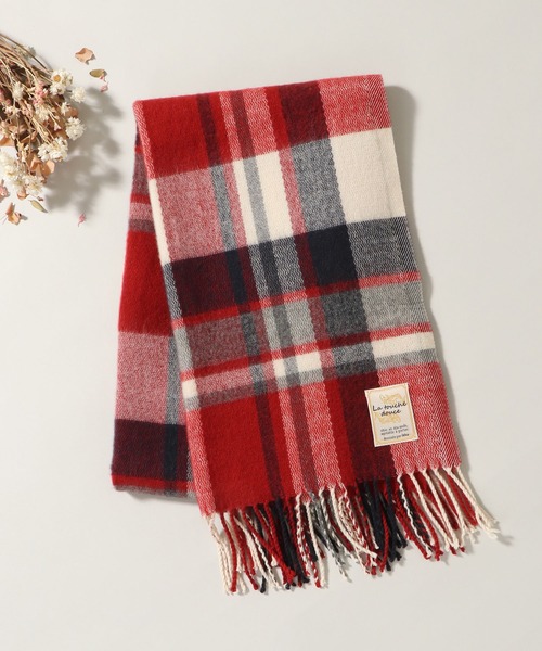 ikka（イッカ）の「抗菌加工マルチチェックマフラー（マフラー・レディース・キャメル/レッド/イエロー/グレー/ブラック/ブルー・FREE）」の6枚目の写真