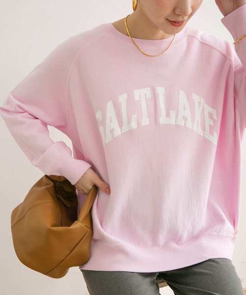 URBAN RESEARCH（アーバンリサーチ）の「Vintageロゴ スウェット（スウェット・レディース・グレー/ピンク/グリーン・FREE）」の4枚目の写真