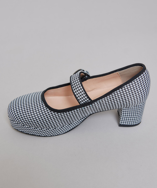 TITTY&CO.（ティティーアンドコー）の「バイカラーパンプス（パンプス・レディース・ブラック/マルチ・SMALL/LARGE/MEDIUM）」の4枚目の写真