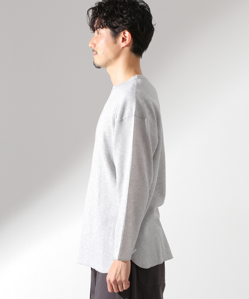 JOURNAL STANDARD relume（ジャーナルスタンダード　レリューム）の「【JEMORGAN × relume / ジェイイーモーガン】別注 ワッフルTシャツ（Tシャツ/カットソー・メンズ・ホワイト/ブラック/グレー/カーキ・SMALL/MEDIUM/LARGE）」の21枚目の写真