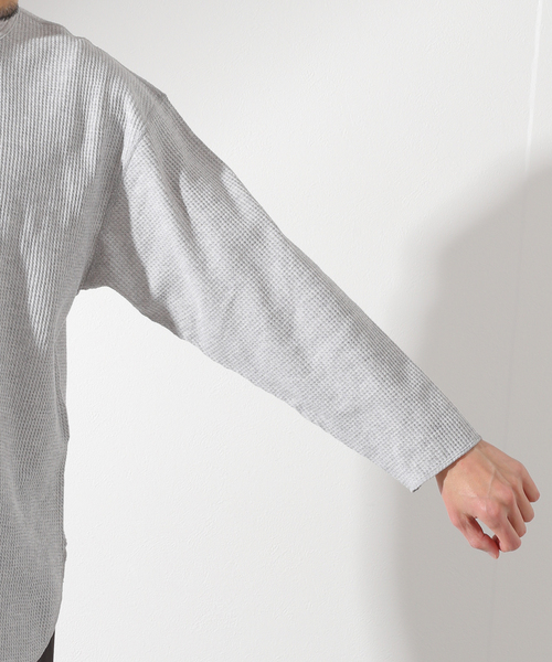 JOURNAL STANDARD relume（ジャーナルスタンダード　レリューム）の「【JEMORGAN × relume / ジェイイーモーガン】別注 ワッフルTシャツ（Tシャツ/カットソー・メンズ・ホワイト/ブラック/グレー/カーキ・SMALL/MEDIUM/LARGE）」の17枚目の写真