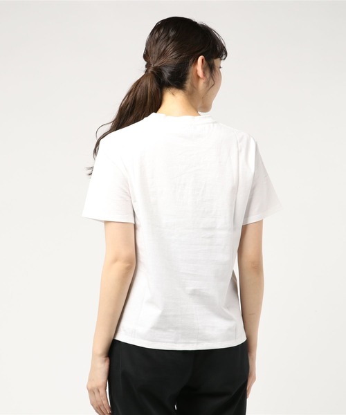 A.P.C.（アーペーセー）の「T-SHIRT RUE MADAME FEMME（Tシャツ/カットソー・レディース・ホワイト/ネイビー・S/L/M）」の4枚目の写真