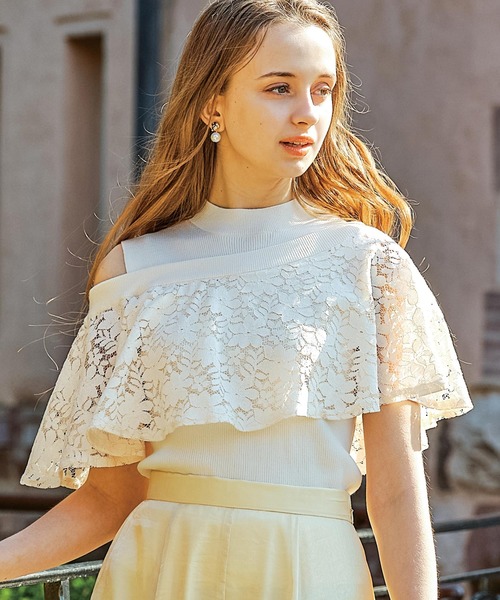 NOELA(ノエラ)の「アシメレースフリルニット(ニット/セーター・レディース・ライトグリーン/ブラック/オフホワイト・フリー)」の2枚目の写真