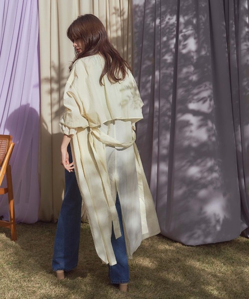 titivate（ティティベイト）の「ケープトレンチオーバーコート（トレンチコート・レディース・アイボリー/ライトブラウン/グリーン・M/S）」の20枚目の写真