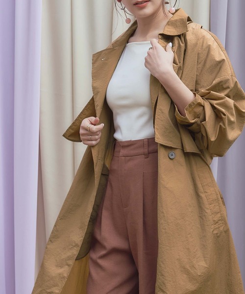 titivate（ティティベイト）の「ケープトレンチオーバーコート（トレンチコート・レディース・アイボリー/ライトブラウン/グリーン・M/S）」の4枚目の写真