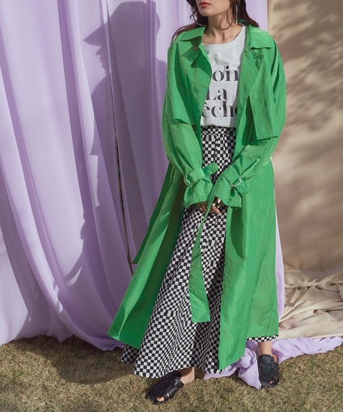 titivate（ティティベイト）の「ケープトレンチオーバーコート（トレンチコート・レディース・アイボリー/ライトブラウン/グリーン・M/S）」の10枚目の写真