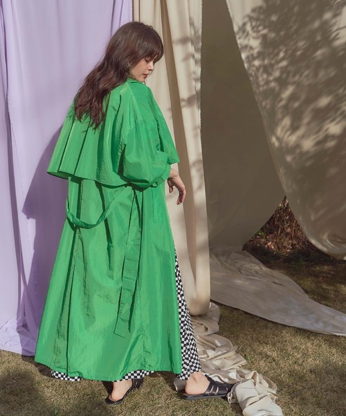 titivate（ティティベイト）の「ケープトレンチオーバーコート（トレンチコート・レディース・アイボリー/ライトブラウン/グリーン・M/S）」の16枚目の写真