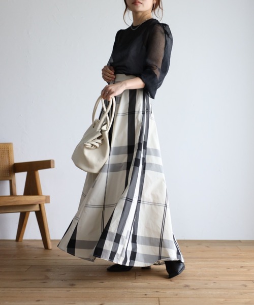 sakishimatokyo（サキシマトーキョー）の「ボリュームマキシスカート