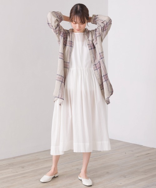 OMNES(オムネス)の「スラブコットンチェックオーバーシャツ(シャツ/ブラウス・レディース・ブラック/ネイビー/イエロー・FREE)」の9枚目の写真