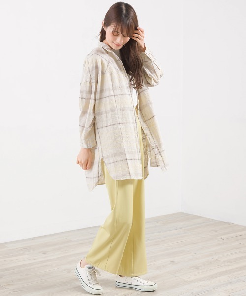 OMNES(オムネス)の「スラブコットンチェックオーバーシャツ(シャツ/ブラウス・レディース・ブラック/ネイビー/イエロー・FREE)」の15枚目の写真
