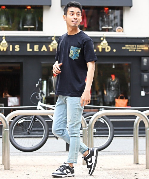 LUXSTYLE(ラグスタイル)の「ボタニカル柄ポケットプリント半袖Tシャツ(Tシャツ/カットソー・メンズ・ホワイト/ネイビー/チャコール・M/L/XL)」の6枚目の写真