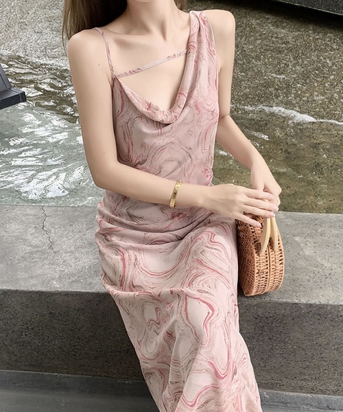 Primazel（プリマゼル）の「シフォンロングキャミソールワンピース（ワンピース・レディース・ピンク・M）」の2枚目の写真