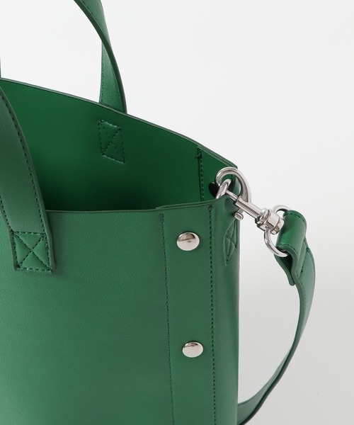 SENSE OF PLACE by URBAN RESEARCH（センスオブプレイスバイアーバンリサーチ）の「リベットデザインショルダートートバッグ（トートバッグ・メンズ・ブラック/グリーン・ONE）」の13枚目の写真