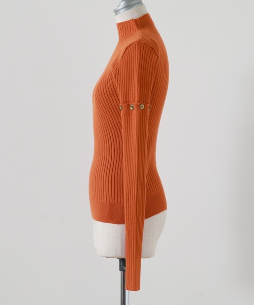 Cheek（チーク）の「アームウォーマー付きリブニット（ニット/セーター・レディース・カーキ/イエロー/オレンジ/モカ/チャコールグレー/ベージュ・MEDIUM）」の17枚目の写真