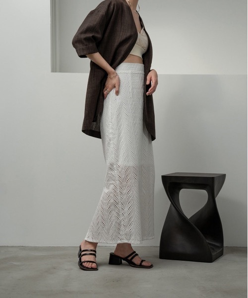 lawgy(ラウジー)の「cut work lace skirt(スカート・レディース・ホワイト/ブラック・FREE)」の8枚目の写真