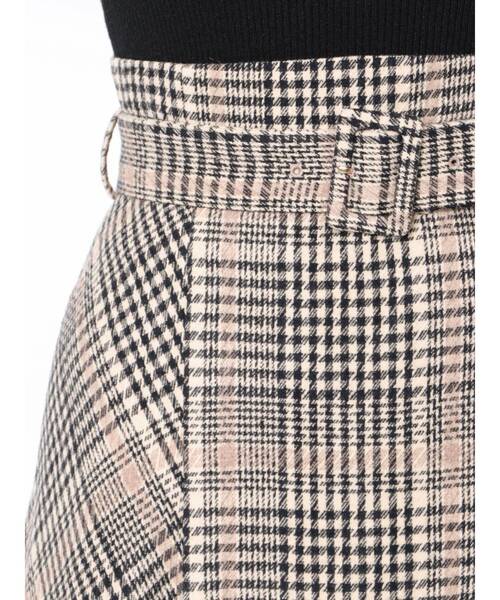 LAGUNAMOON(ラグナムーン)の「チェックベルトフレアースカート(スカート・レディース・ブラック/カーキ・SMALL/MEDIUM)」の6枚目の写真