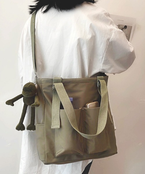 yuue' ( wear )(ユーイ)の「キャンパストートバッグ / ショルダーバッグ(トートバッグ・レディース・ホワイト/ブラック/カーキ・FREE)」の1枚目の写真