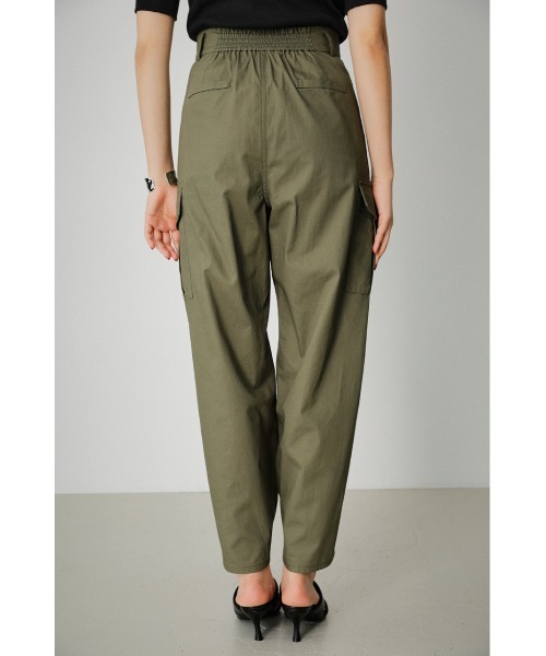 AZUL by moussy(アズールバイマウジー)の「HEM BUTTON CARGO PANTS(その他パンツ・レディース・ブラック/カーキ/ベージュ・SMALL/MEDIUM)」の4枚目の写真