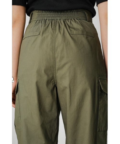 AZUL by moussy(アズールバイマウジー)の「HEM BUTTON CARGO PANTS(その他パンツ・レディース・ブラック/カーキ/ベージュ・SMALL/MEDIUM)」の7枚目の写真