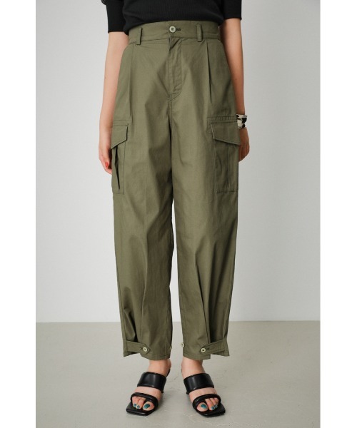 AZUL by moussy(アズールバイマウジー)の「HEM BUTTON CARGO PANTS(その他パンツ・レディース・ブラック/カーキ/ベージュ・SMALL/MEDIUM)」の9枚目の写真