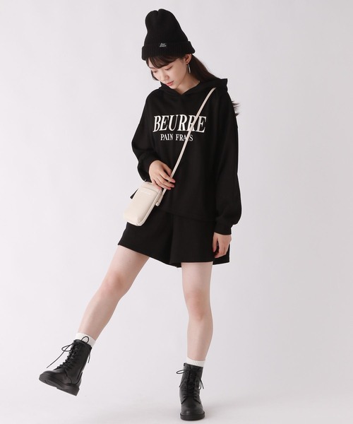 repipi armario（レピピ アルマリオ）の「☆セットアイテム☆【裏起毛】フーディセットアップ（セットアップ・キッズ・ダークブラウン/ブラック系その他/ライトベージュ・MEDIUM/SMALL/LARGE）」の4枚目の写真