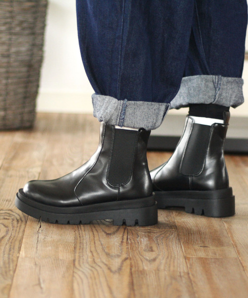 atmos pink（アトモスピンク）の「FAVOFAVO / ファボファボ 厚底タンクソールサイドゴアブーツ（ブーツ・レディース・ブラック/アイボリー・LL/L/M/S）」の9枚目の写真