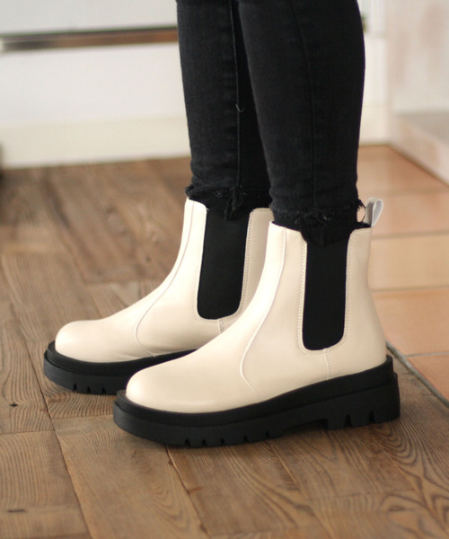 atmos pink（アトモスピンク）の「FAVOFAVO / ファボファボ 厚底タンクソールサイドゴアブーツ（ブーツ・レディース・ブラック/アイボリー・LL/L/M/S）」の8枚目の写真