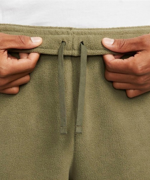 FR2G カーキ フリースパンツ NIKE（ナイキ）の「NIKE/ナイキ クラブ+ フリース WNTR CUF パンツ