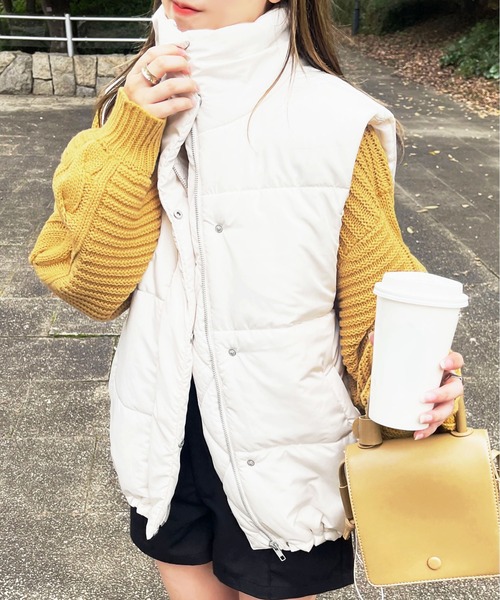 apres jour（アプレジュール）の「ハイネックダウンライクベスト【ZOZOTOWN限定アイテム】（ダウンベスト・レディース・アイボリー/ブラック・フリー/X-LARGE）」の9枚目の写真