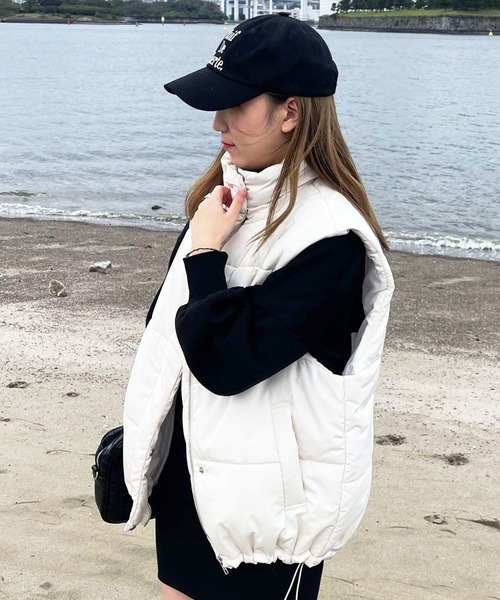 apres jour（アプレジュール）の「ハイネックダウンライクベスト【ZOZOTOWN限定アイテム】（ダウンベスト・レディース・アイボリー/ブラック・フリー/X-LARGE）」の15枚目の写真