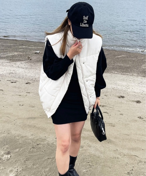 apres jour（アプレジュール）の「ハイネックダウンライクベスト【ZOZOTOWN限定アイテム】（ダウンベスト・レディース・アイボリー/ブラック・フリー/X-LARGE）」の18枚目の写真