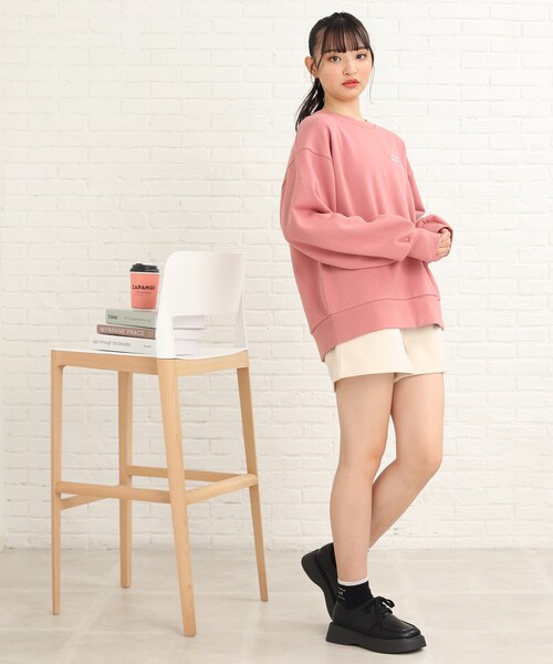 PINK-latte（ピンクラテ）の「◆【130cmサイズあり】着回しバツグン！あったか裏起毛バックラウンドスウェット（スウェット・キッズ・ピンク系/ライトグリーン/チャコールグレー/ライトブルー/オフホワイト・15 /16/13/14）」の20枚目の写真