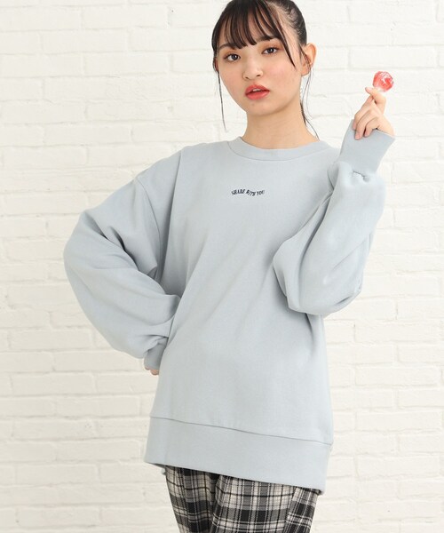 PINK-latte（ピンクラテ）の「◆【130cmサイズあり】着回しバツグン！あったか裏起毛バックラウンドスウェット（スウェット・キッズ・ピンク系/ライトグリーン/チャコールグレー/ライトブルー/オフホワイト・15 /16/13/14）」の12枚目の写真